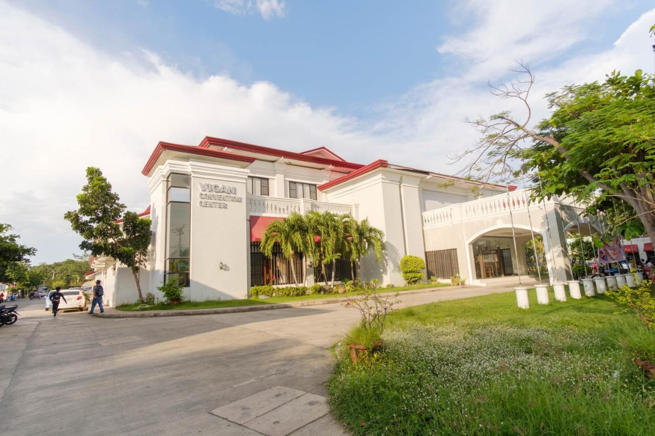 Reddoorz Plus Near Vigan Convention Center Exterior foto